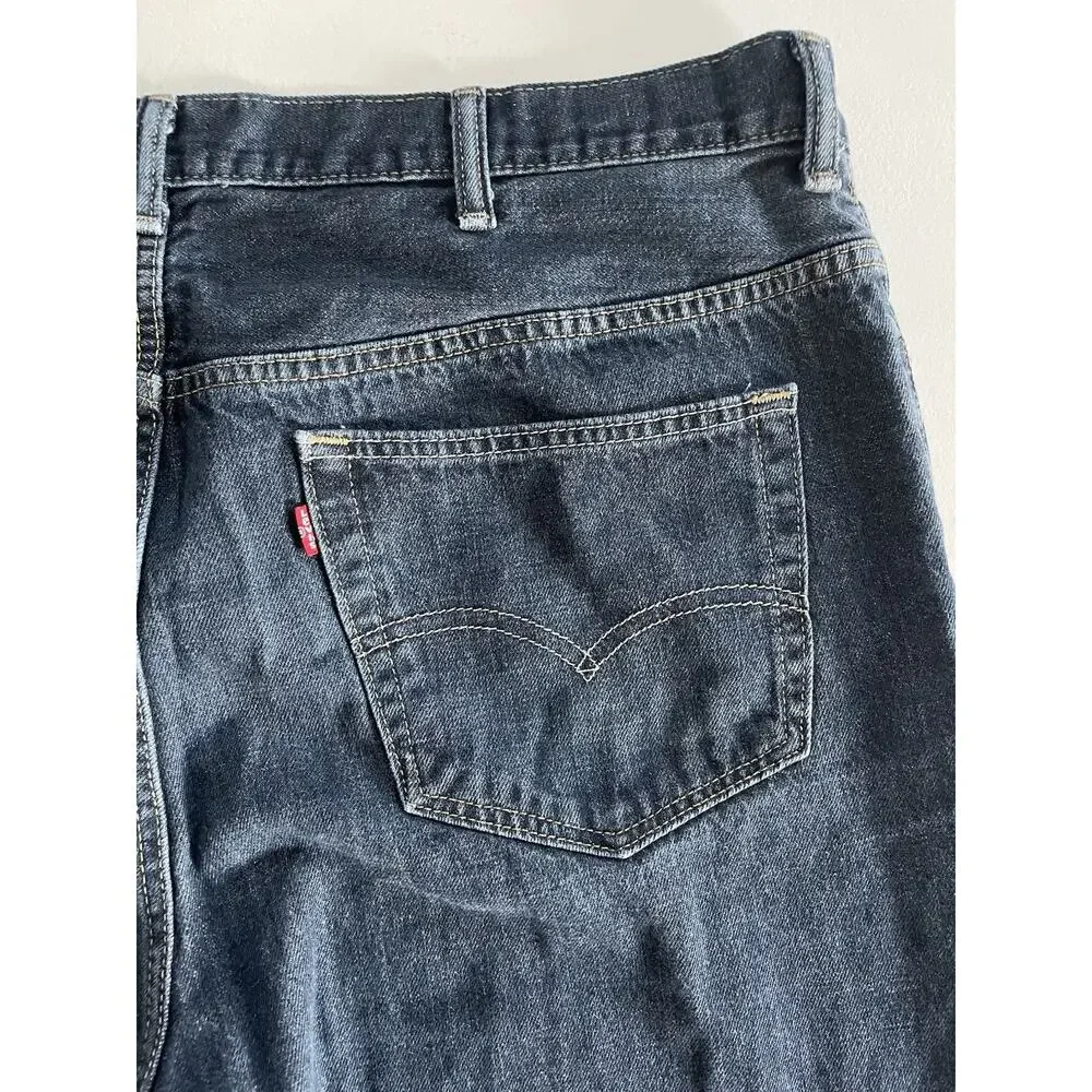 Levi's Men’s Denim Blue Jeans 44 x 30 Dark Wash Relaxed Fit Straight Preppy